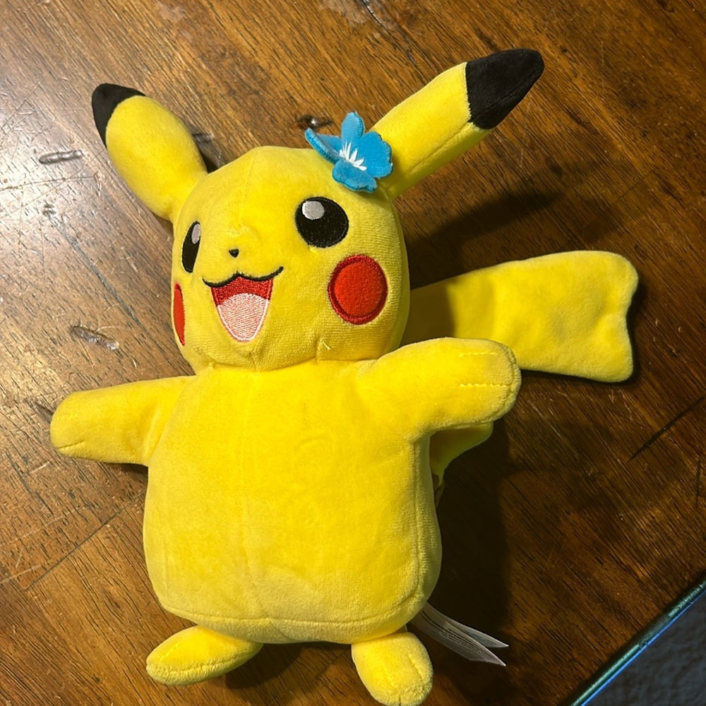 Pokémon pikachu Hawaiian